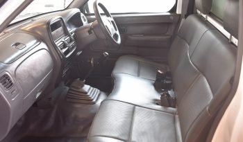 NISSAN NP300 full